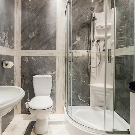 Mon Plaisir * 카르파츠